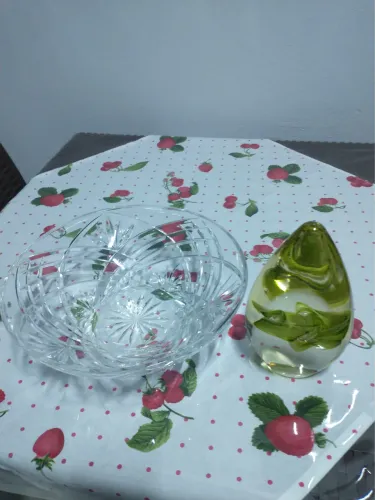 Vendo fruteira e objeto de decoração