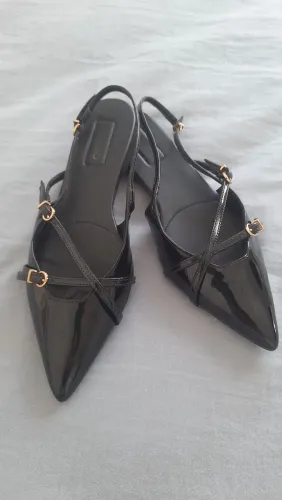 Sapato slingback Arezzo preto seminovo