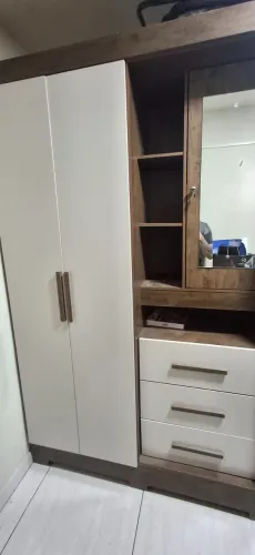 Guarda Roupas 4 portas
