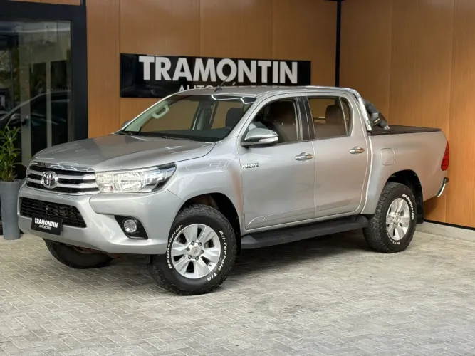Toyota Hilux CD SR 4X2 2.7 16v/2.7 Flex Aut. 2017