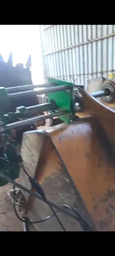 mandrilhadora de campo portátil e torno portátil.