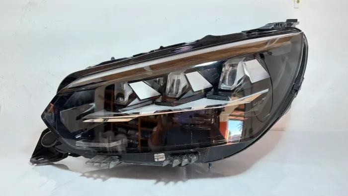 Farol Peugeot 2008 208 2024/2025/2026 full led sem recuperação