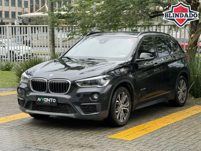BMW X1 Sdrive 20I X-line 2.0 TB Active Flex 2018