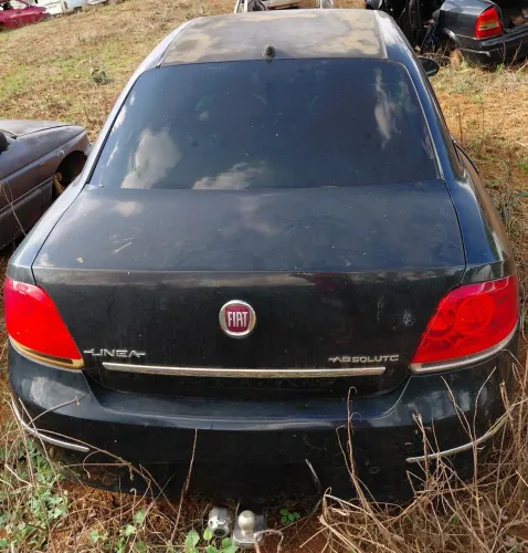  FIAT LINEA ABSOLUTE 1.9 AUTOMÁTICO 2009 - PARA RETIRADA DE PEÇAS ?