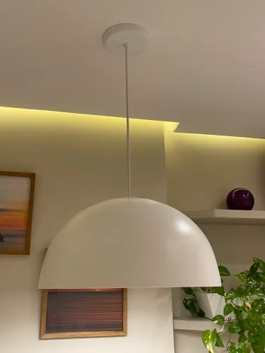 Pendente branco novo