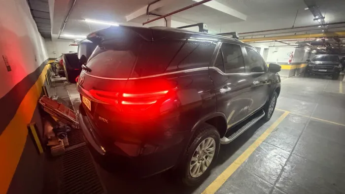 Toyota Hilux SW4 SRX 4X4 2.8 TDI 16V Dies. Aut. 2021