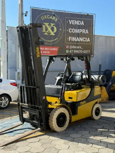 Empilhadeira GLP Yale 50vx Ano 2016 Torre triplex 6,50