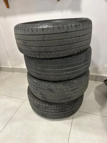 Pneus 205/50/17 Bridgestone Turanza 