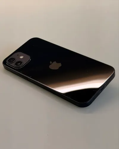 iPhone 12