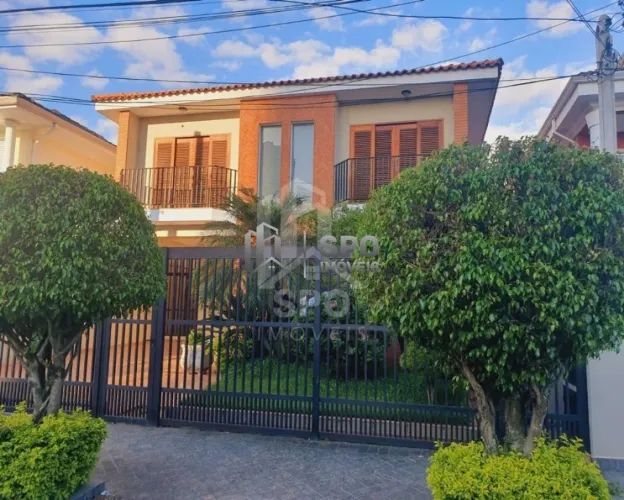 Casa a Venda ou Locação no Jd. Campo Grande,com 4 dormitorios e 2 suites, 3 vagas