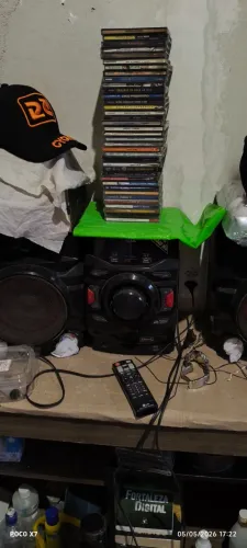 Som LG 440 watts tudo funcionando. Acompanha 37 cds originais 