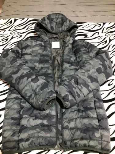 Casaco C&A Camuflado Tamanho 16
