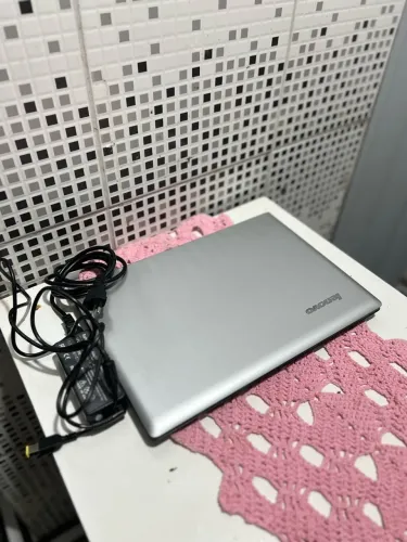 Notebook Lenovo