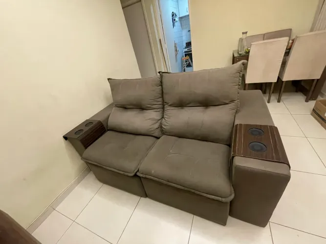 Sofá 3 Lugares Retrátil e Reclinável Sapucaí Suede Bege 190 cm