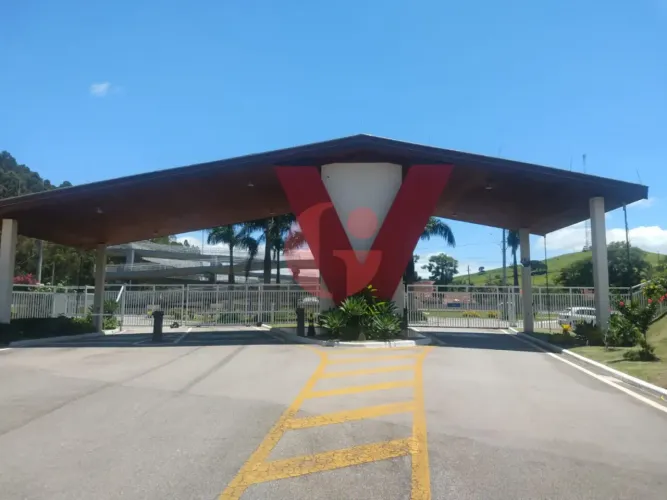Terreno em condomínio alto padrão para venda 1.369,62m² em Paraibuna