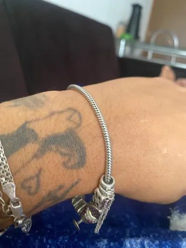 Pulseira Pandora de prata vivara