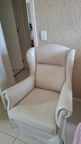 Poltrona Amamentação de balanço.