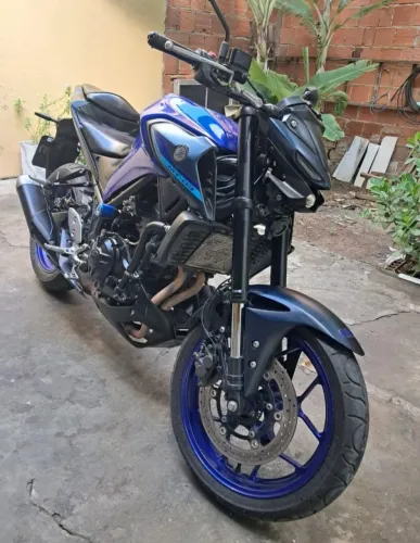Vendo moto MT03
