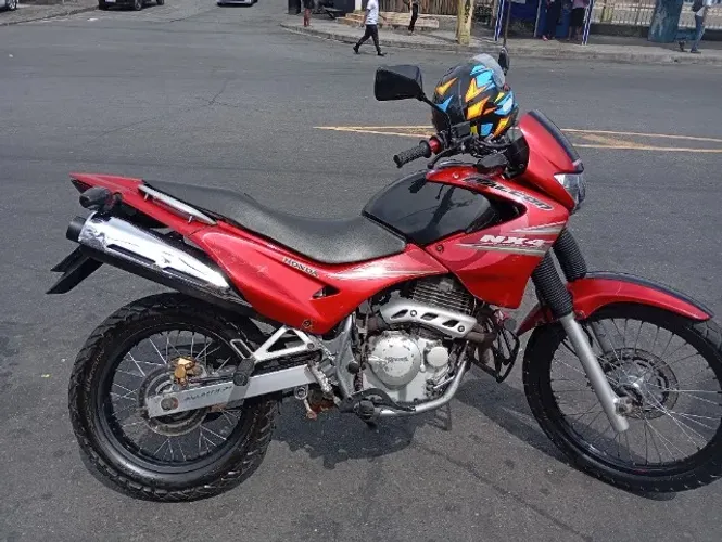 Honda NXR Falcon 400 em perfeito estado 
