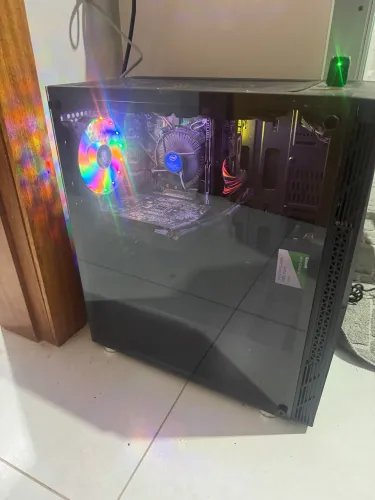 ? PC GAMER ? ÓTIMO DESEMPENHO ? não acompanha com teclado nem mouse pad