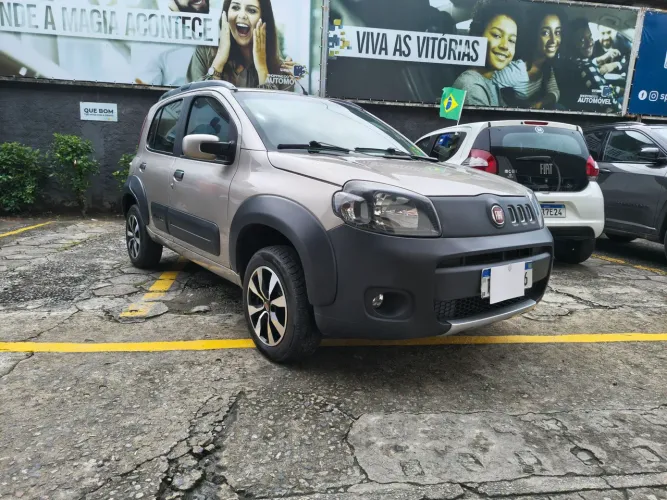 Fiat Uno WAY Celeb. 1.0 EVO Fire Flex 8V 5P 2012