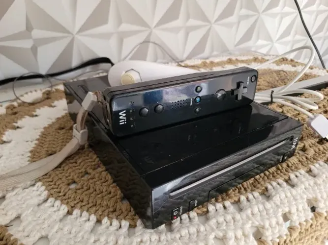 Nintendo Wii Preto Desbloqueado Com Jogos + Controle Original + Adaptador HDMI