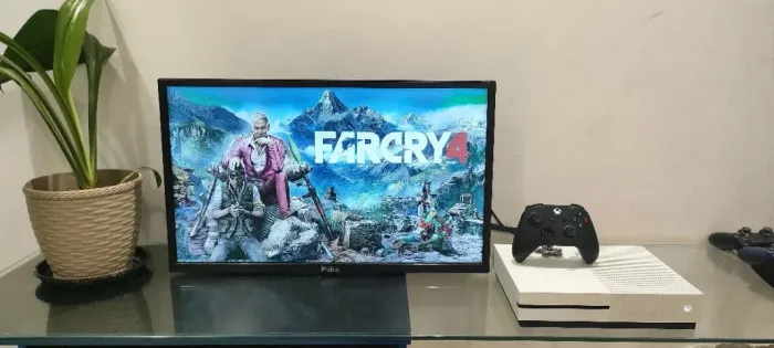 Xbox one S + Controle Original + Farcry + Batman + Fifa + Grid + Injustice + Batman +