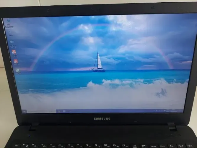 Note Samsung 300E5M - 15 Pol 8 GB + SSD Parcelado S/Juros