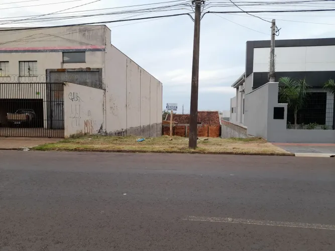Terreno 300 M² COMERCIAL à venda na av: jamil scaff - POR R$ 400.000 - Londrina/PR