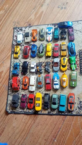 Vendo carrinhos hot Wheels