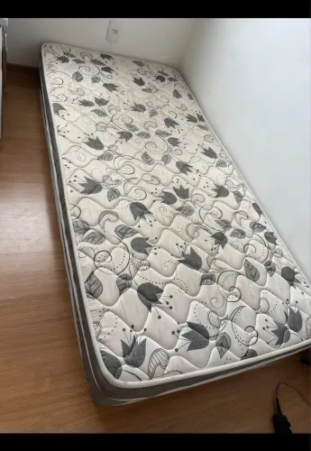 Vende-se esse colchão