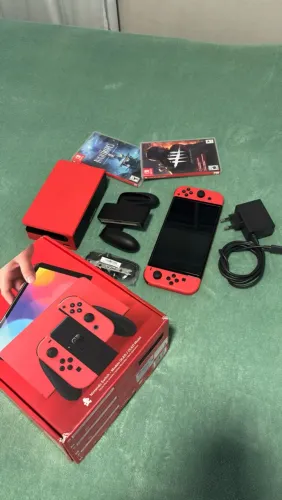Nintendo Switch Oled [VS Mario - Desbloq]
