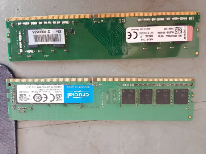 Memória RAM DDR4 4GB 