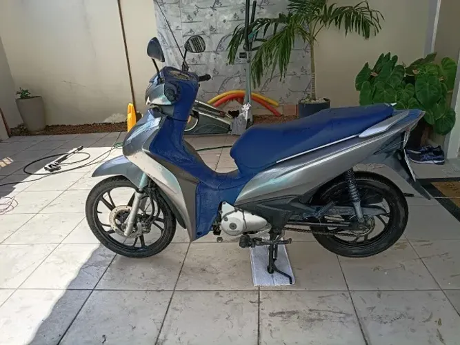 Vendo Honda Biz EX 2021 - Único Dono - Muito conservada