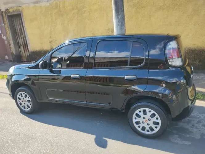 Fiat Uno Attractive 1.0 EVO Fire Flex 8V 5P 2020