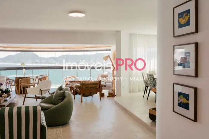 Apartamento altíssimo padrão no Guarujá, Praia da Enseada, totalmente reformado e mobiliad