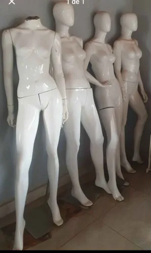 Manequins