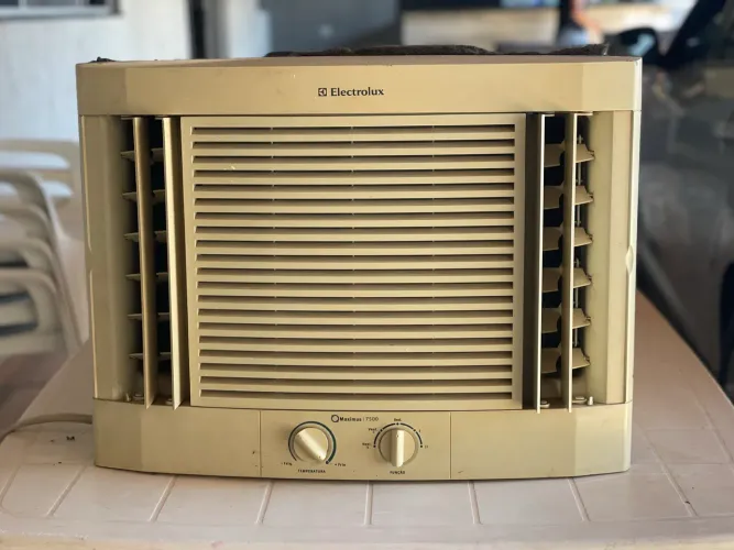 ? Ar-Condicionado de Janela Electrolux Maximus 7.500 BTUs