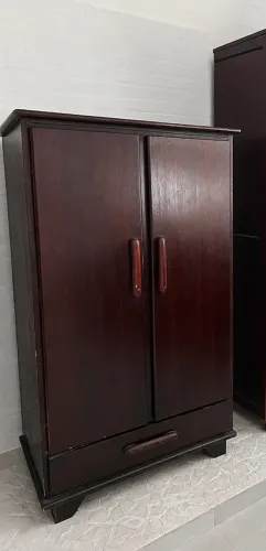 Guarda roupa de 2 portas