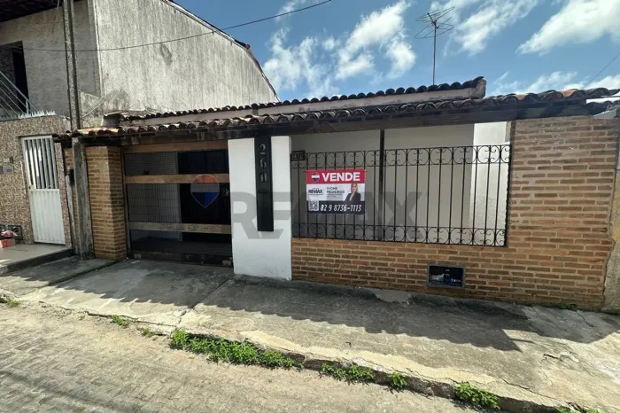Casa no Jacintinho - EXCELENTE OPORTUNIDADE