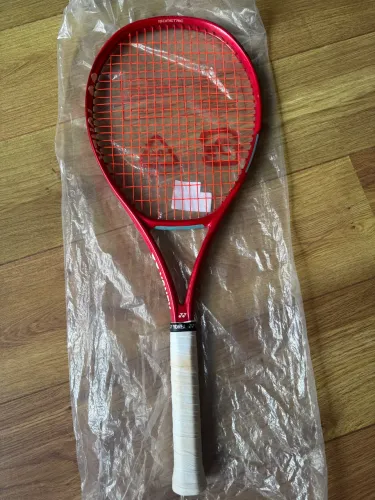 YONEX VCORE 98 