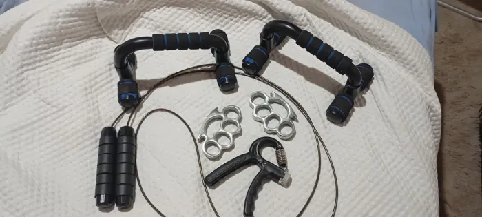 QUEIMA RÁPIDO Lote de Academia Em Casa: Esteira + Halter + Saco De Boxe com barra..