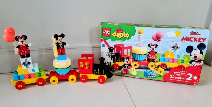 Lego Duplo Trem de Aniversário Mickey e Minnie 22 peças 