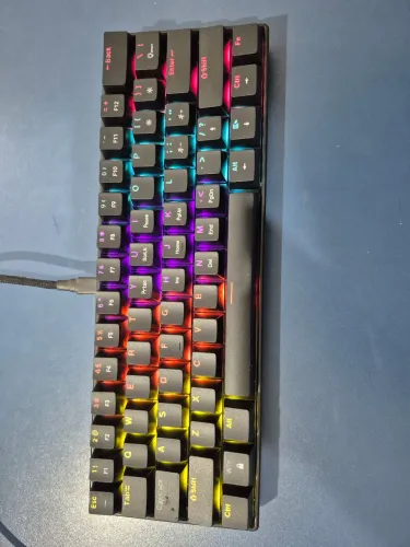Teclado mecânico 60% switch azul 