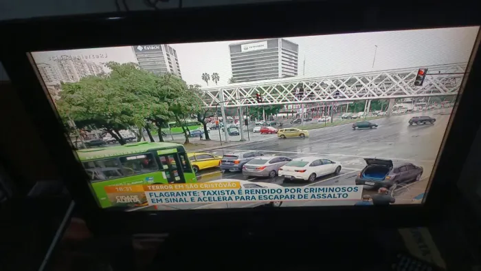Tv LG 39 polegadas barras de leds novas 
