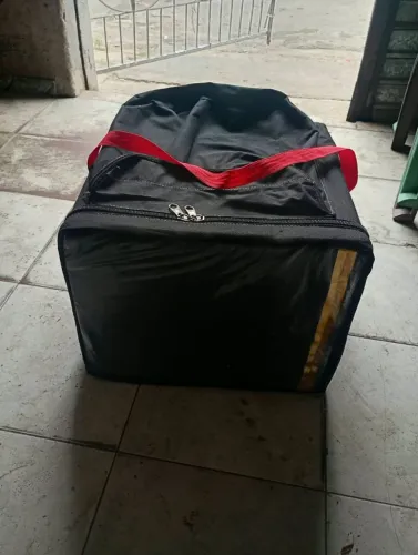 Vendo bag de motoqueiro bem conservado