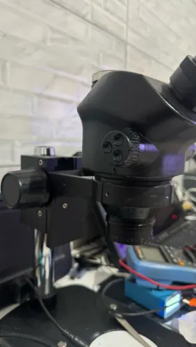 Vendo Microscópio Trinocular