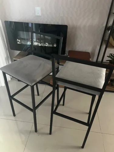 Duas Banquetas novas