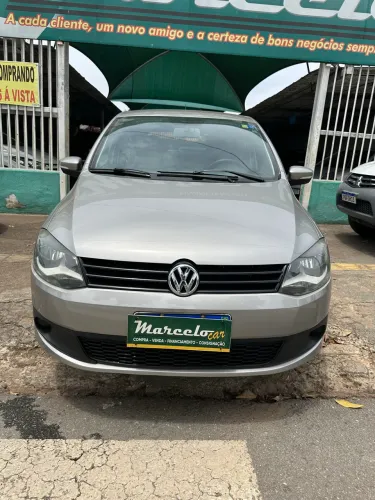 Volkswagen Fox 1.0 MI Total Flex 8V 5P 2012