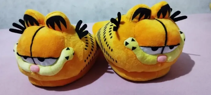 Pantufa Garfield Cacau Show 2025 Tam G